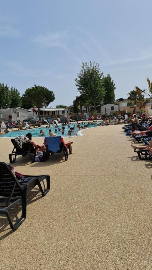 Hotel Les Sable Du Midi 3 Valras-Plage Exterior foto